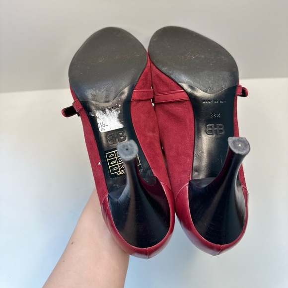 Like new! HUGO BOSS Red Suede & Mary Jane Heels – Size 38.5 (Made in Italy) - Picture 6 of 7